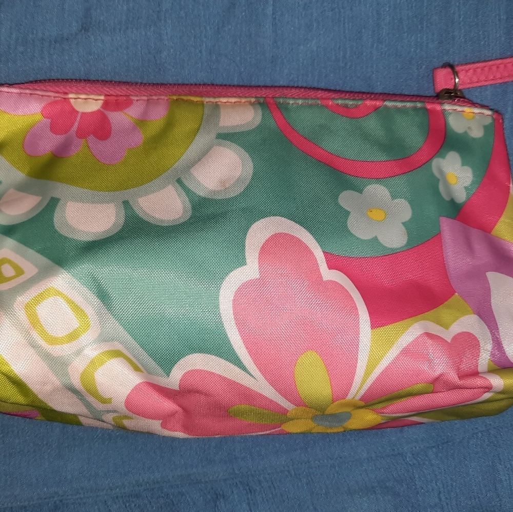 Makeup bag
